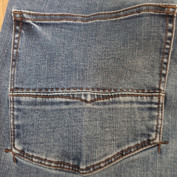 Tommy Bahama Jeans Men's 38x34 Blue Standard Classic Straight Cut Medium Wash - Picture 8 of 13